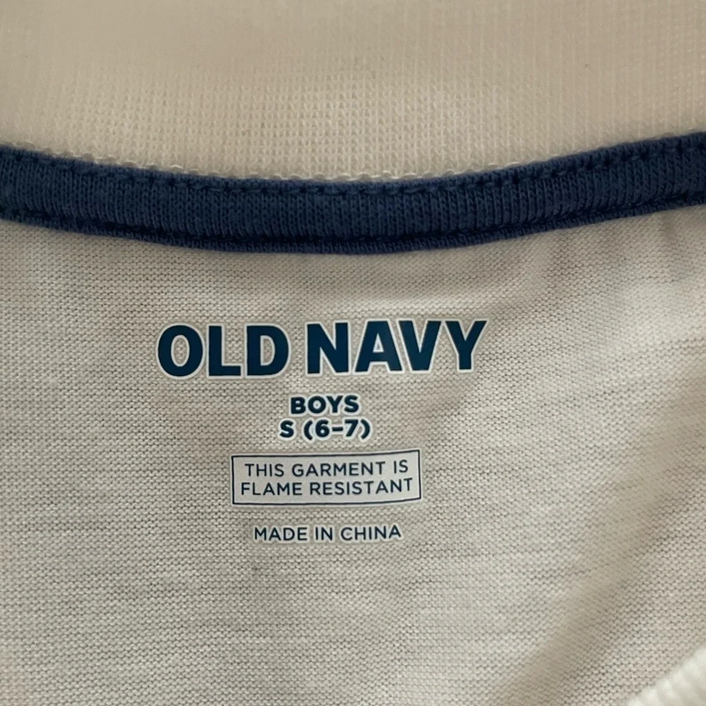 NEW Old Navy Kids Cream Long Sleeve Shirt Size 6-7